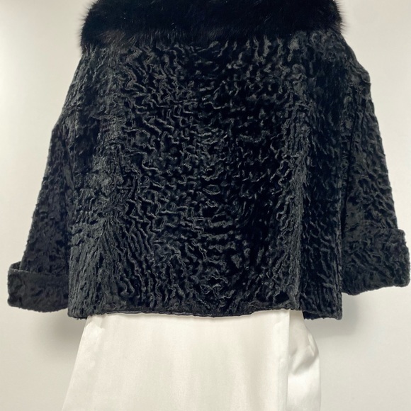 FOX FUR with LAMB FUR short 50’s short women’s coat fit is extremely attractive - Picture 6 of 9